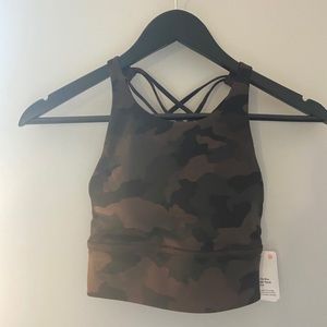 Lululemon Free to Be bra